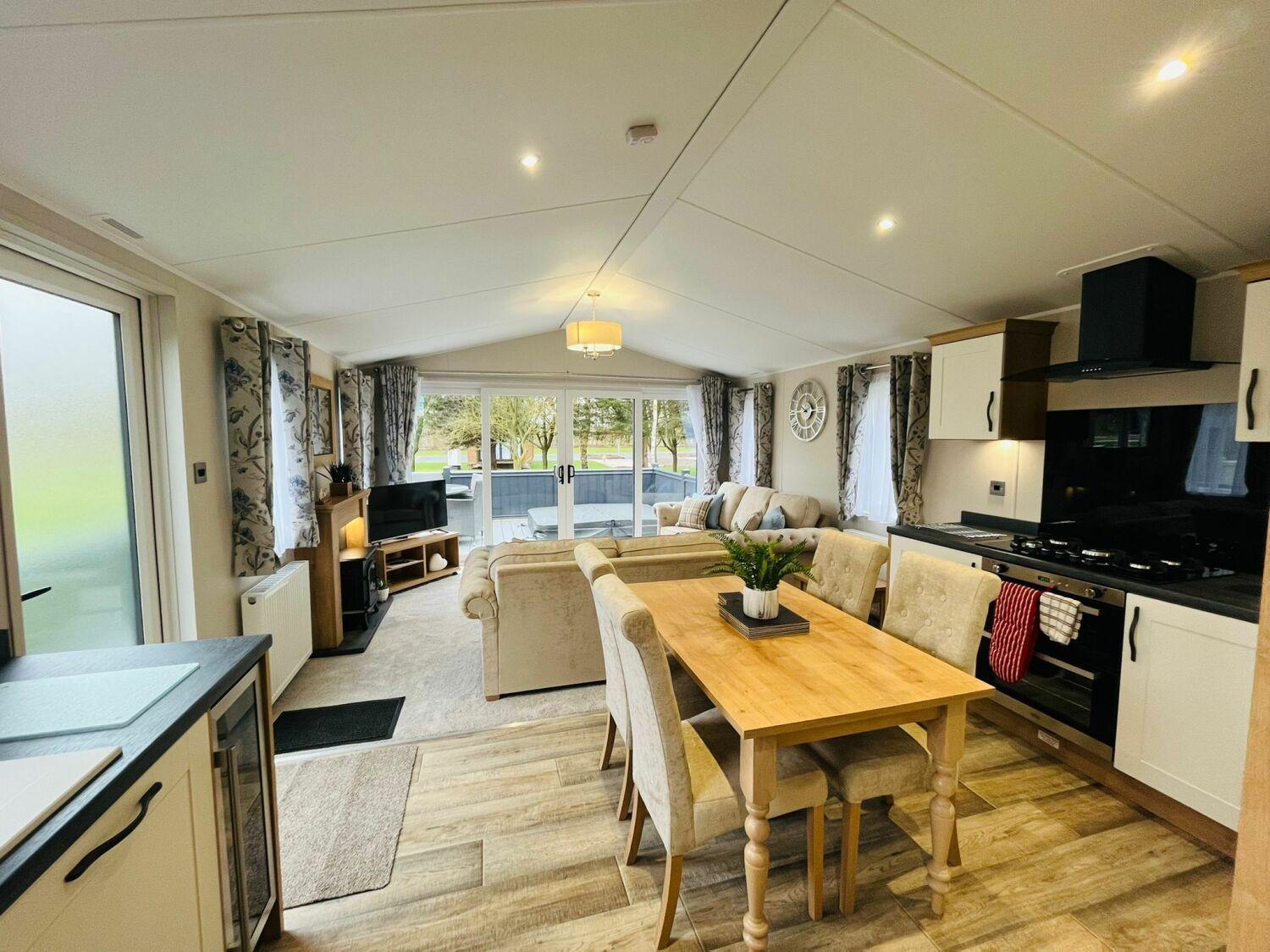 Country Cabin With Hot Tub York Luaran gambar